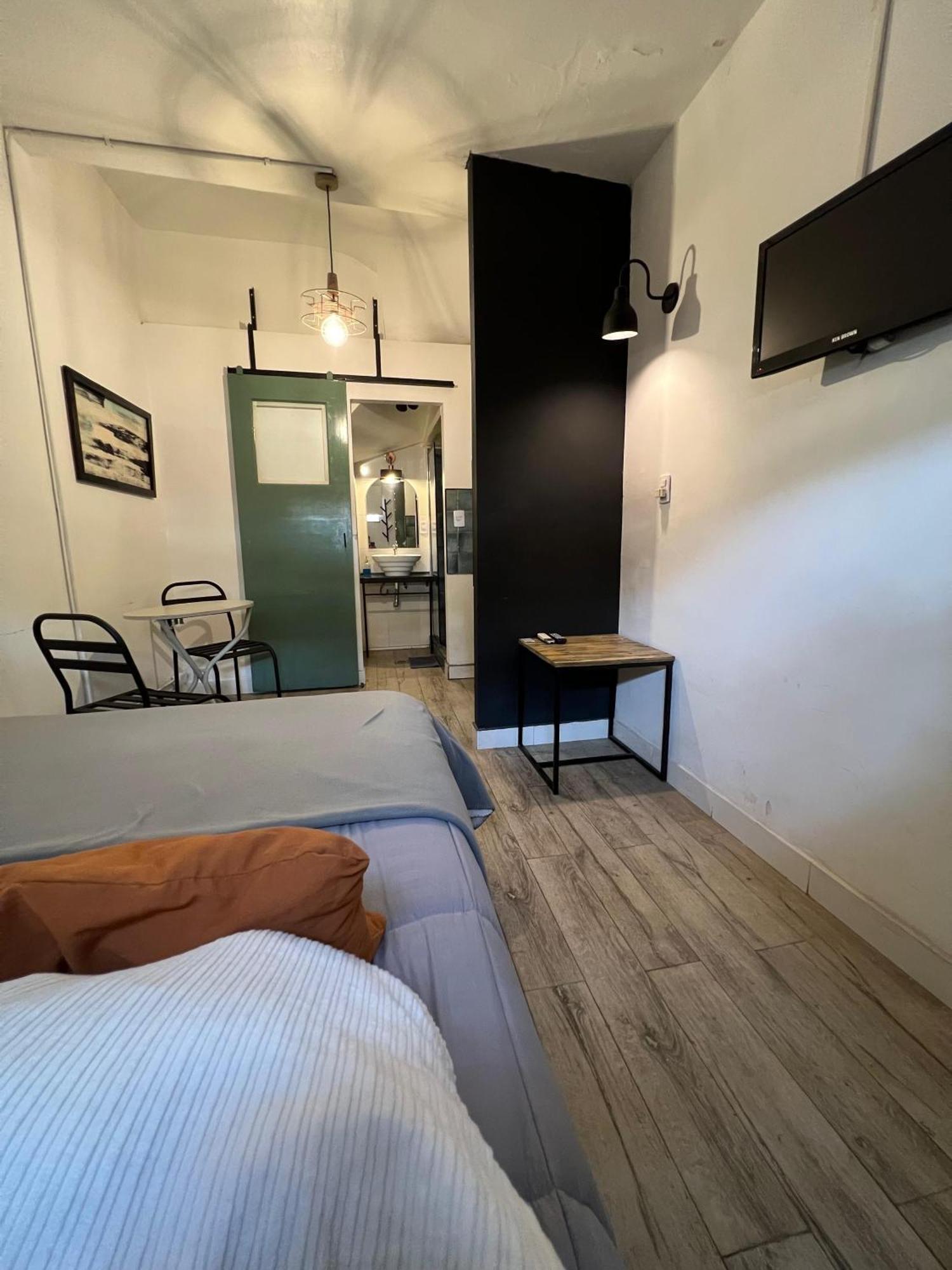 Monoambiente En Zona Residencial Apartment Mendoza Ruang foto